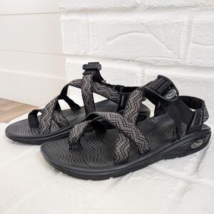 Chaco - Black and Gray Zig Patterned Z/Volvo 2 Sandals
